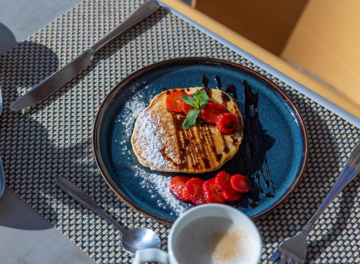 Kolymbia Bay Art Boutique Hotel - Adults Only ภายนอก รูปภาพ