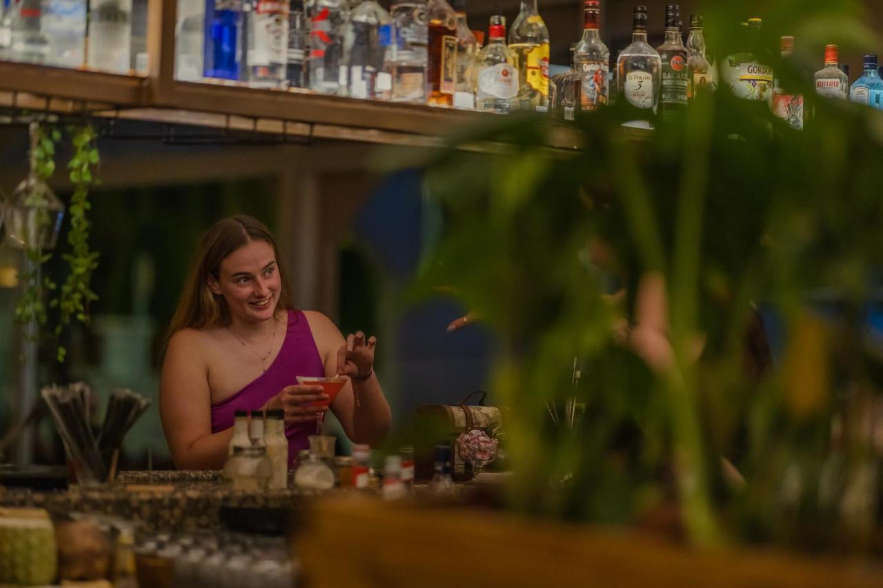 Kolymbia Bay Art Boutique Hotel - Adults Only ภายนอก รูปภาพ